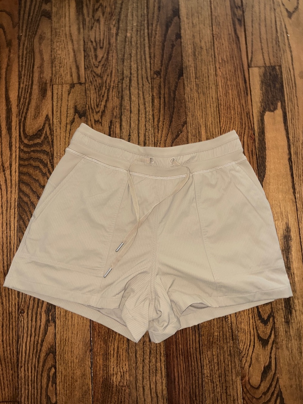 lululemon athletica Light Beige Women’s Shorts